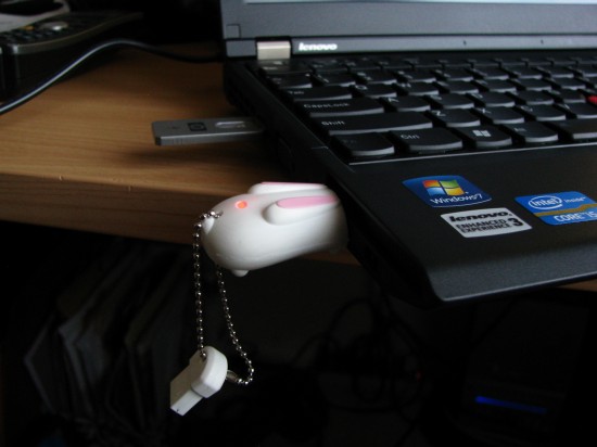 how to reformat a usb drive that has linux